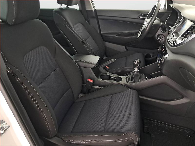 Hyundai Tucson (2018) 1.6 T-GDI, 4X4, Navi - fotka 9 z 18
