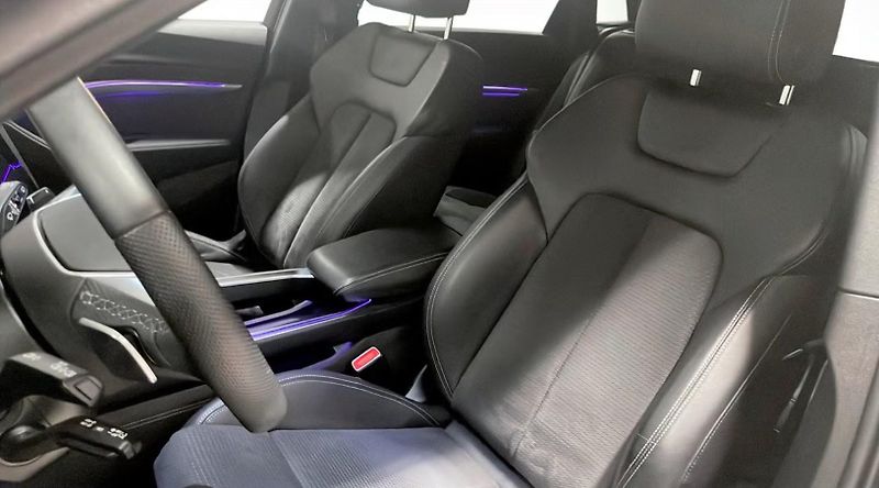Audi Q8 e-tron 50 Q Kam Pano HuD LED 4 zóny   - fotka 8 z 12