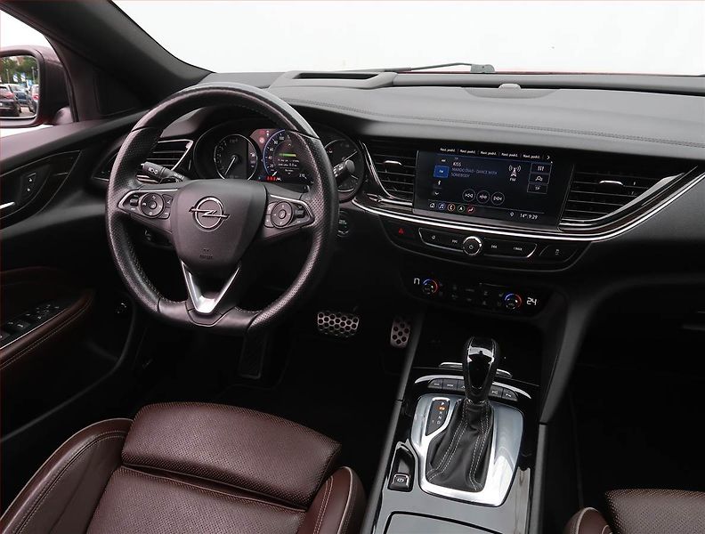 Opel Insignia (2021) 2.0 Turbo GSi, 4x4,Automat - fotka 7 z 27