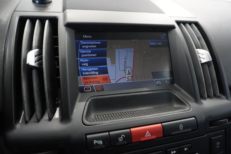 Land Rover Freelander (2012) 2,2T LEATHER ETC AUTOMAT - fotka 21 z 46
