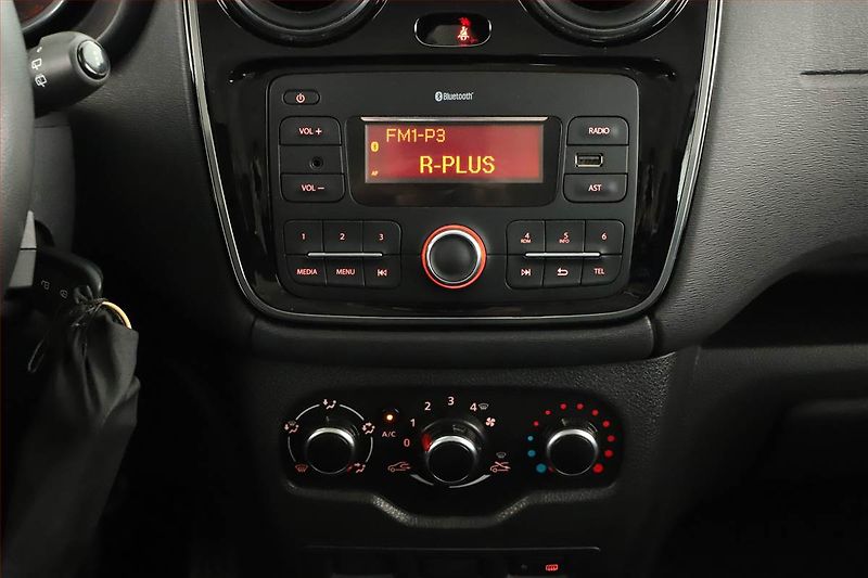 Dacia Dokker (2020) Arctica 1.5 Blue dCi, 5Míst - fotka 9 z 11