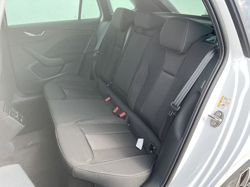 Škoda Scala Dynamic 1,0TSI 85kW - fotka 9 z 11