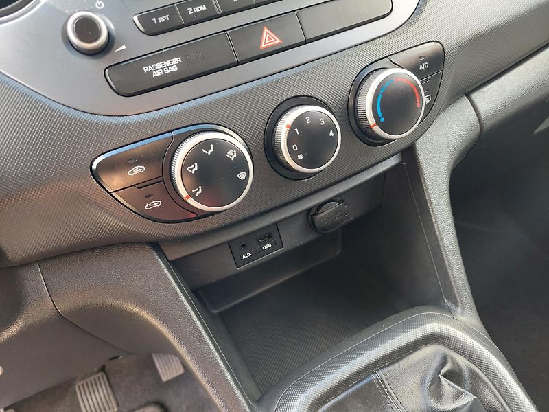 Hyundai i10 (2017) Classic 1.0 - fotka 13 z 40