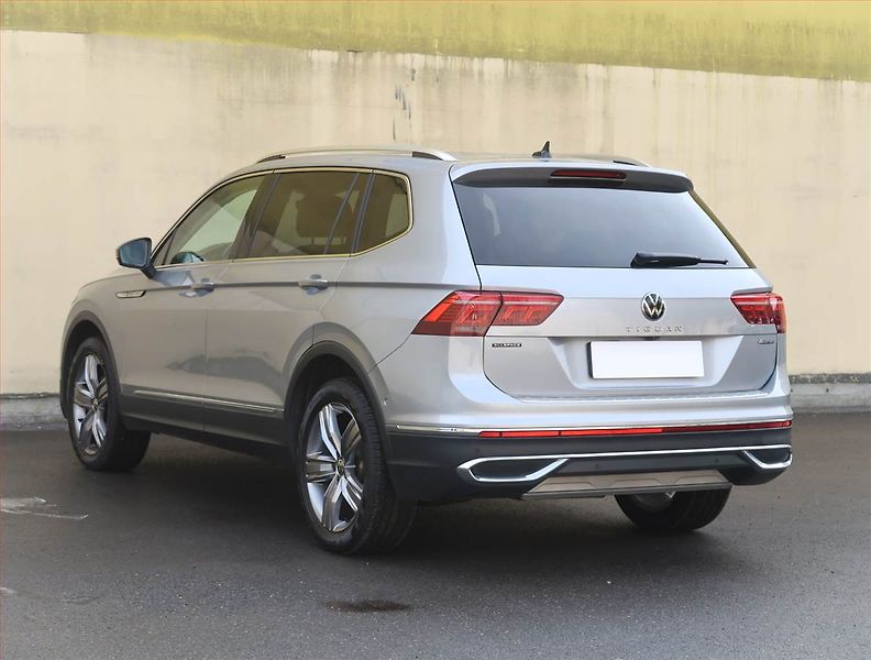 Volkswagen Tiguan (2023) Elegance 2.0 TDI, digi klima - fotka 4 z 32