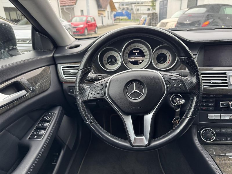 Mercedes-Benz CLS - fotka 12 z 18