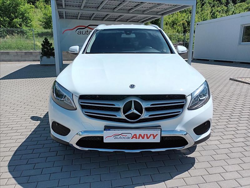 Mercedes-Benz GLC 2,1 220D,ČR,1MAJ,KŮŽE,TZ,NAVI, - fotka 2 z 44