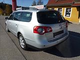 Volkswagen Passat 2,0 TDi  Comfort - náhled 12