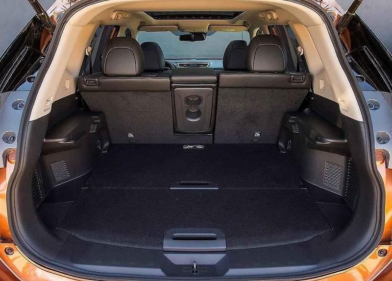 Nissan X-Trail.
