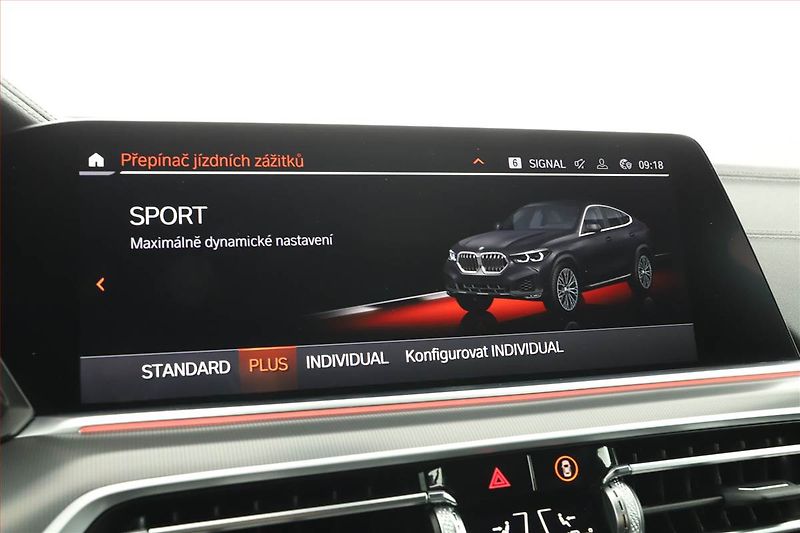 BMW X6 (2021) xDrive40d - fotka 15 z 22