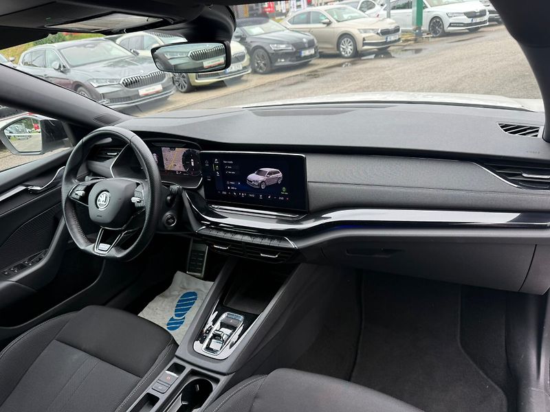 Škoda Octavia Sportline 2.0 TDI 110 kW DSG C - fotka 11 z 26