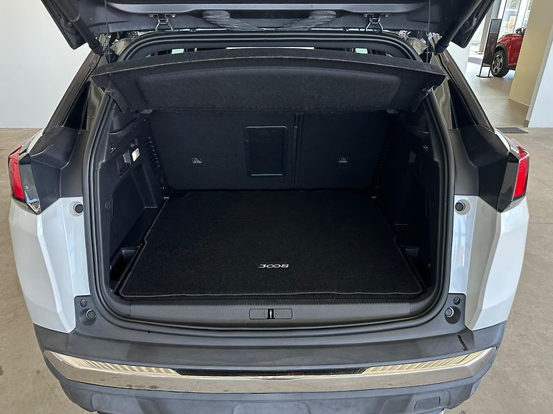 Peugeot 3008 (2018) 2.0BlueHDi,181HP,GT,ČR,DPH - fotka 21 z 21