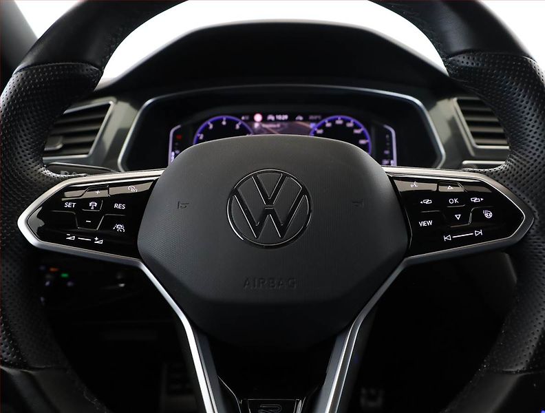 Volkswagen Tiguan Allspace (2022) R-Line 2.0 TSI - fotka 8 z 21