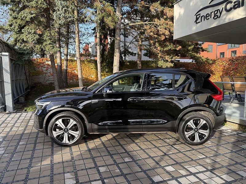 Volvo XC40 Recharge Single Motor 69kWh - fotka 3 z 36