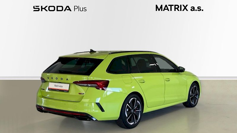 Škoda Octavia (2025) kombi RS 2.0 TSI 195kW DSG - fotka 2 z 32