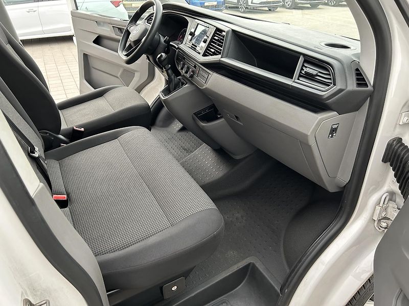 Volkswagen Transporter 2.0 TDI - fotka 20 z 23