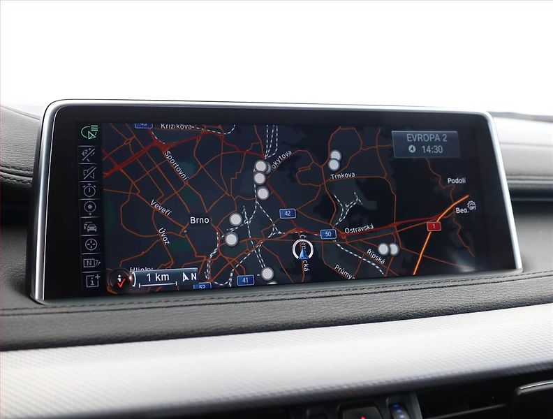 BMW X6 (2017) M Paket xDrive30d - fotka 14 z 18