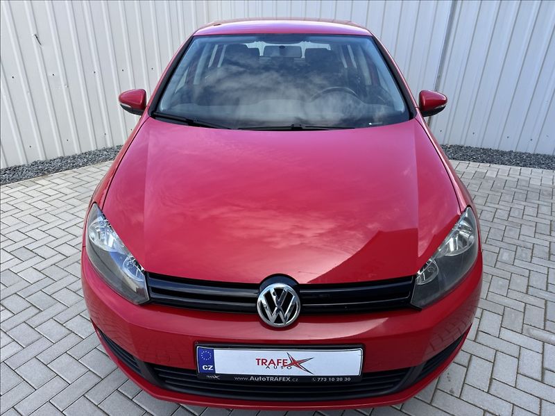 Volkswagen Golf 1,4 i 16V TRENDLINE 1.maj. ČR - fotka 6 z 50