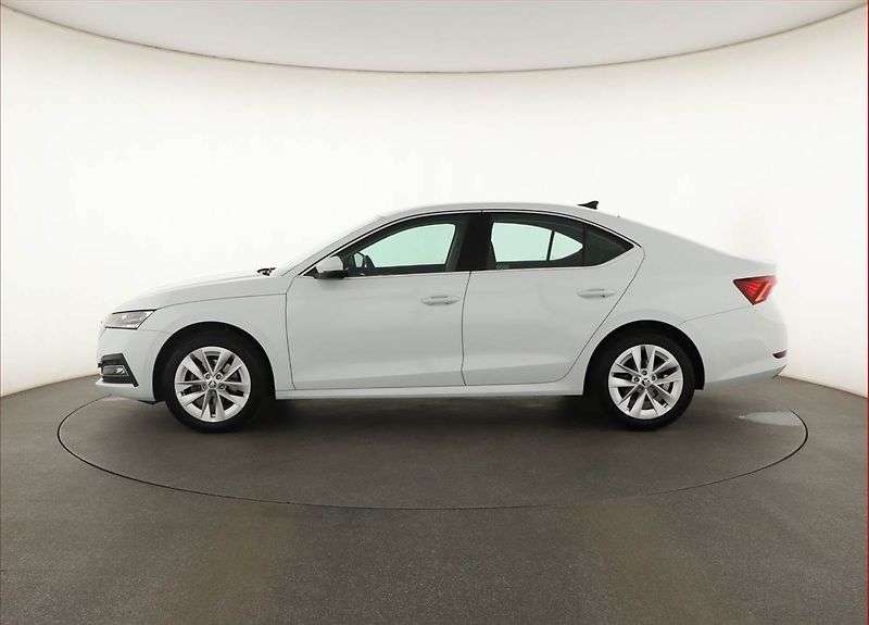 Škoda Octavia (2023) Style 1.0 TSI, ČR,1.maj, Navi - fotka 3 z 17
