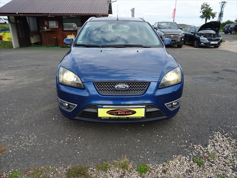 Ford Focus 2,0 TDi 100 kW - fotka 1 z 21