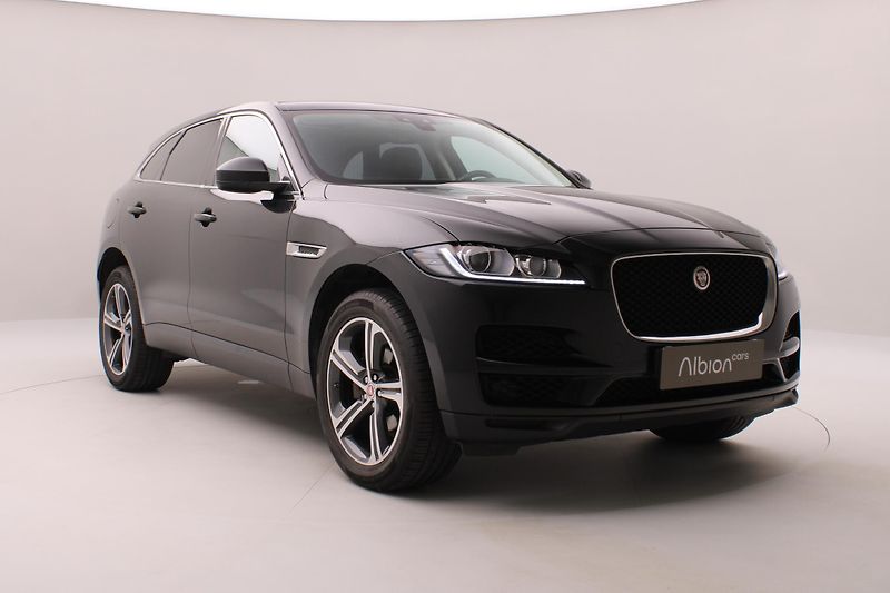Jaguar F-Pace 25t AWD AUT  - fotka 14 z 38