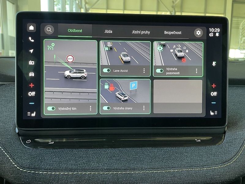 Škoda Elroq Selection 61kWh 140kW - fotka 13 z 15