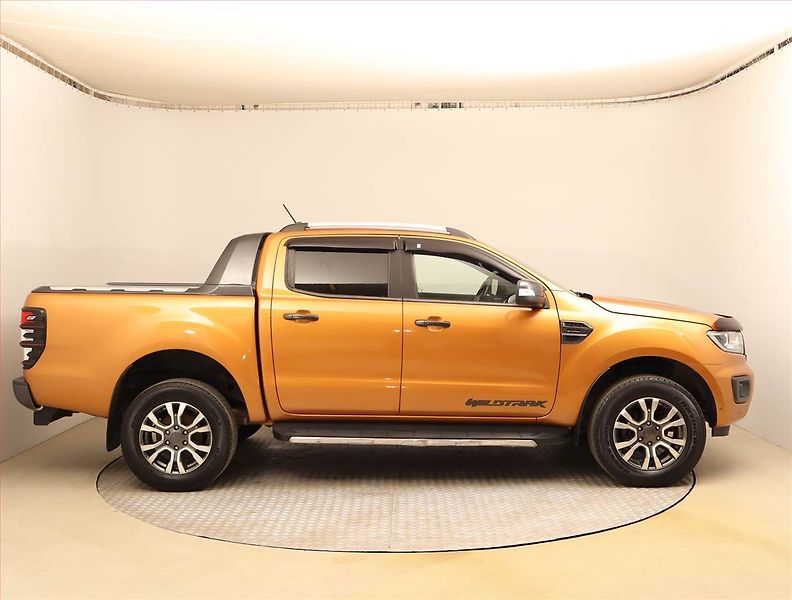 Ford Ranger (2022) Wildtrack 2.0 EcoBlue - fotka 6 z 31