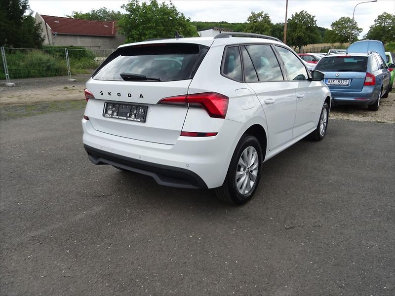 Škoda Kamiq 1,0 TSi 81 kW Business - fotka 10 z 37