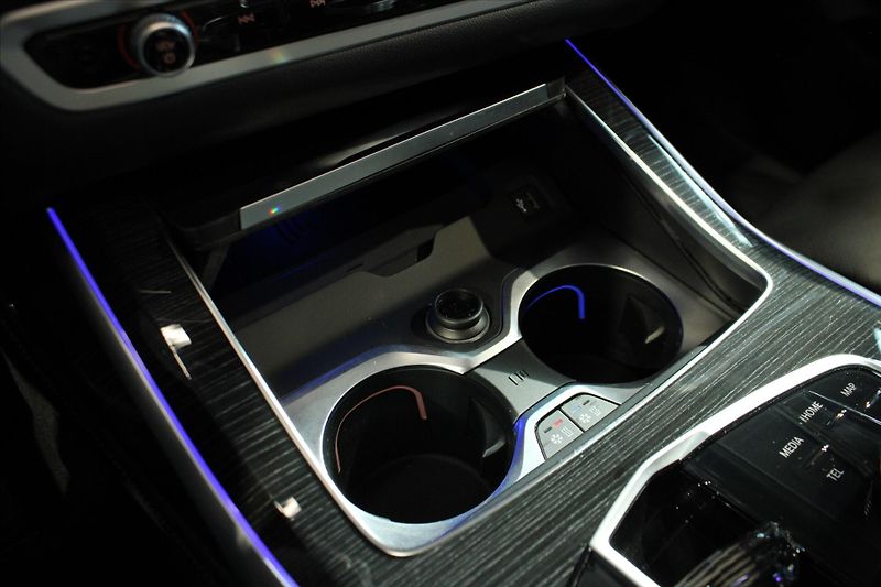 BMW X7 xDrive40d M Sport Pro ExeDrPro - fotka 31 z 44