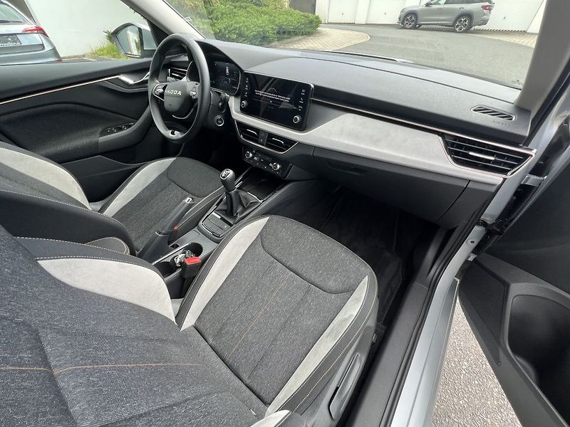 Škoda Kamiq Top Selection 1.0 TSI 85 kW - fotka 19 z 29