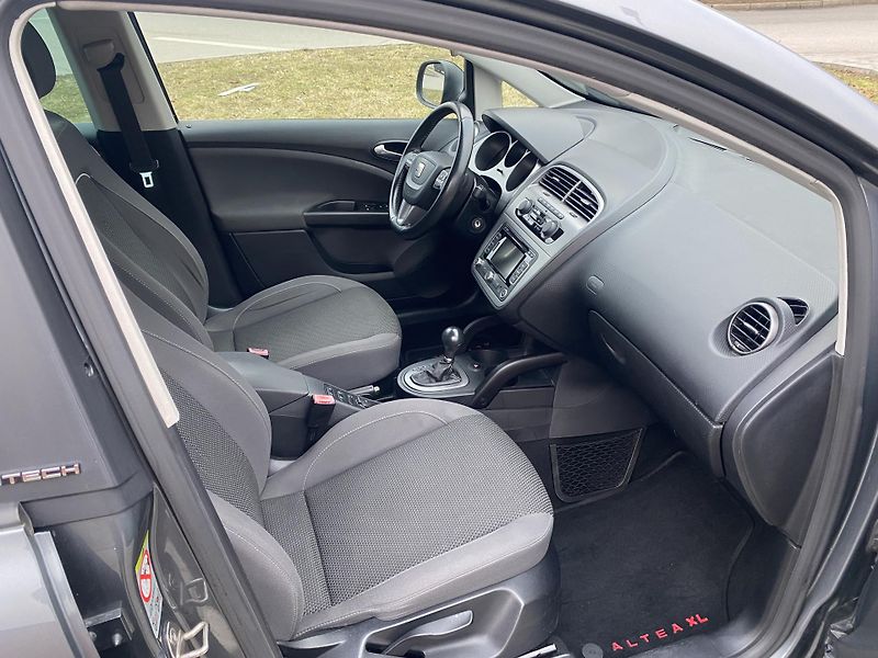 Seat Altea 1.6TDi, AUTOMAT,STYLE, VÝB.ST. - fotka 33 z 46