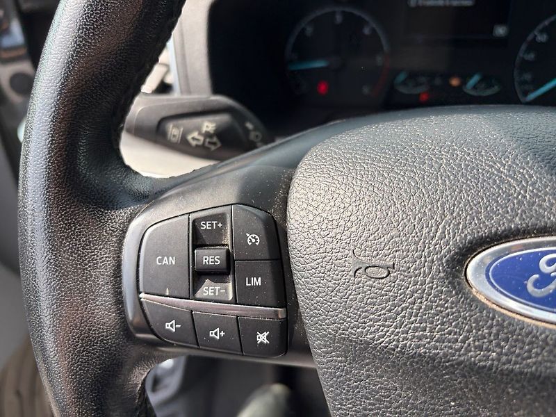 Ford Tourneo Custom (2019) L1 Titanium 136kW Aut. ZÁRUKA - fotka 14 z 19