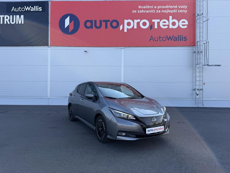 Nissan Leaf 110kW Tepelko 15'000km 1.Maj - fotka 2 z 29