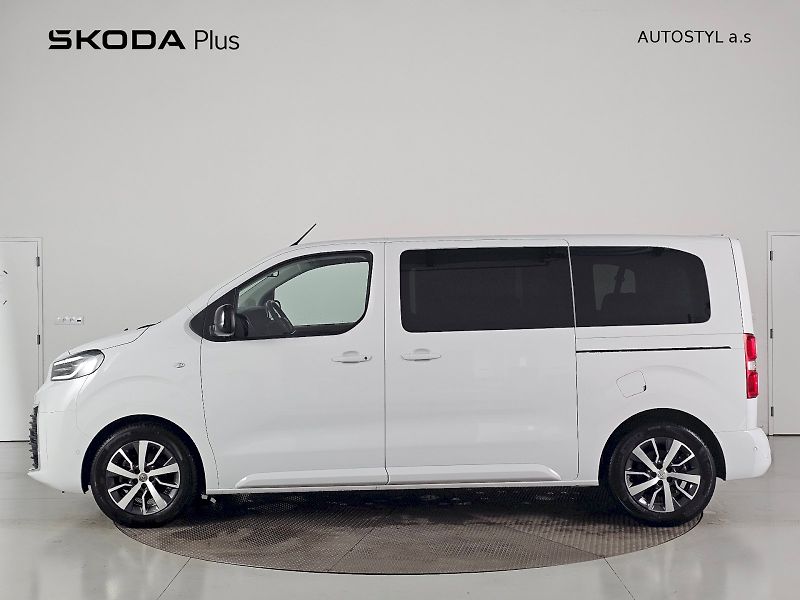 Toyota ProAce Verso (2025) 2.0D 106kW FAMILY WEBASTO 8S - fotka 3 z 31