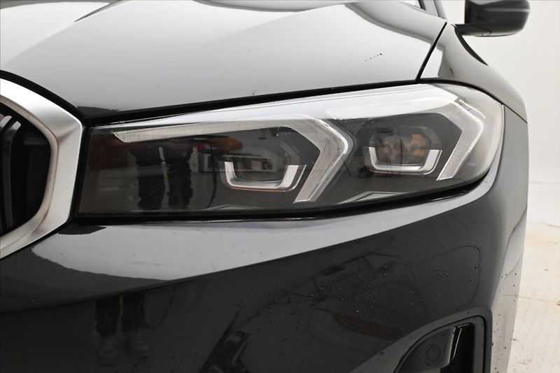 BMW Řada 3 2,0 318d Facelift Záruka až 5 - fotka 24 z 26