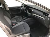 Škoda Octavia (2023) COM AMB TD 110/2.0 M6F - náhled 15