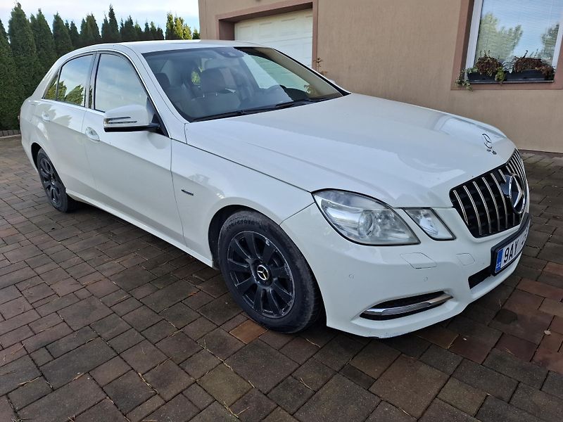 Mercedes-Benz Třídy E (2012) 200 CDI, bixenon,kuze,TOP sta - fotka 5 z 14