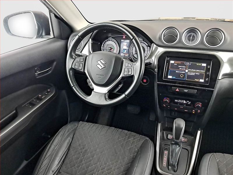 Suzuki Vitara (2021) Elegance 1.4 BoosterJet - fotka 7 z 19