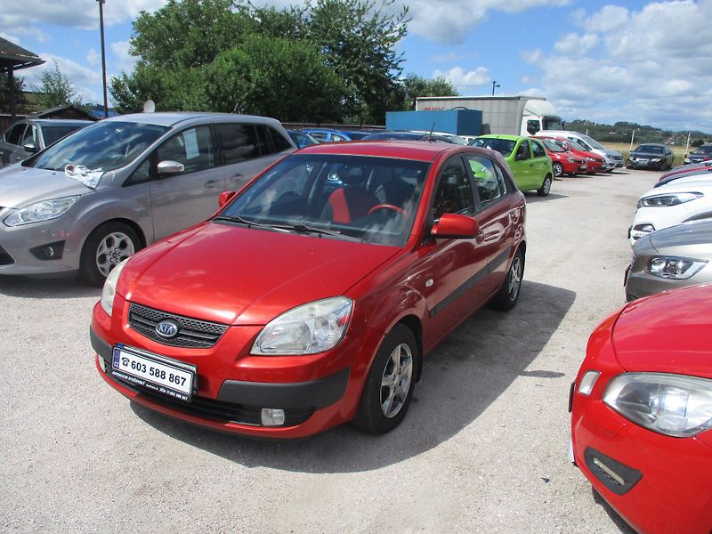 Kia Rio (2008) 1,4 - fotka 1 z 9