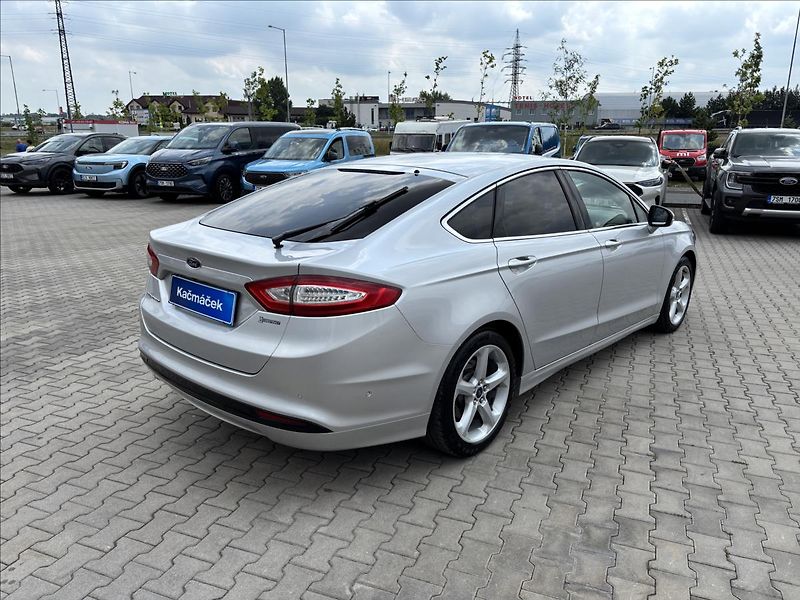 Ford Mondeo 1,5 EcoBoost 121kW Titanium - fotka 5 z 34