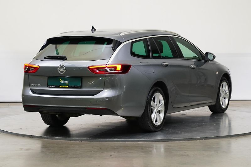 Opel Insignia - fotka 2 z 27