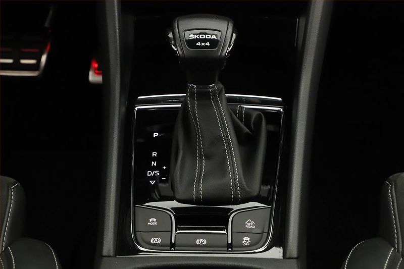Škoda Kodiaq (2023) 2.0 TDI - fotka 10 z 19