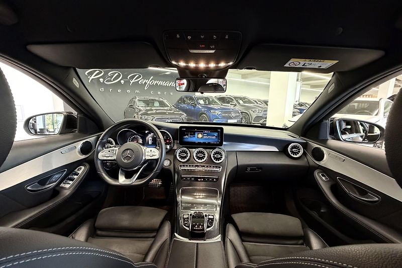 Mercedes-Benz Třídy C (2020) C 220d 4Matic AMG Line - fotka 36 z 81