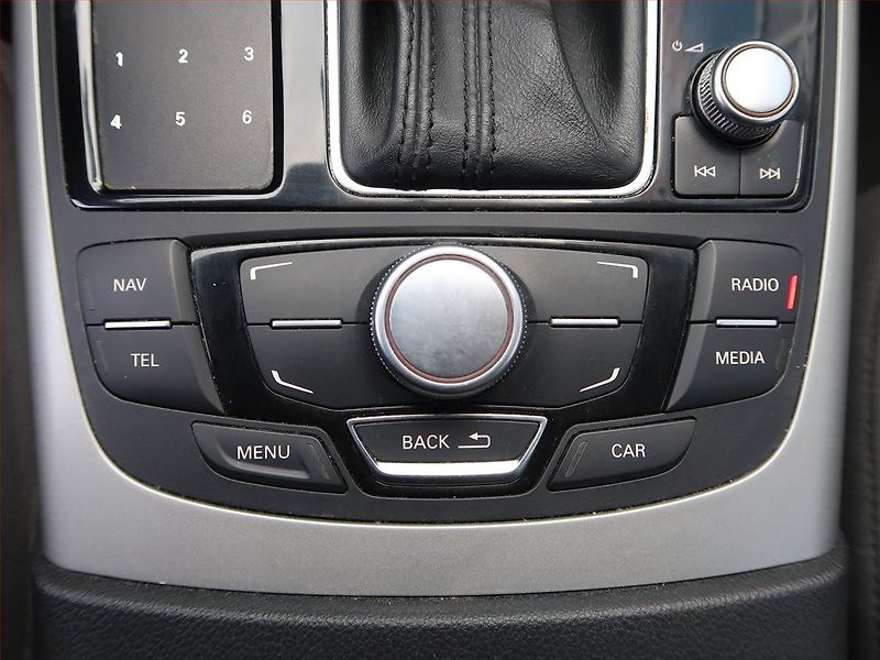 Audi A6 (2011) Basis 3.0 TDI, 4X4, Automat - fotka 17 z 19