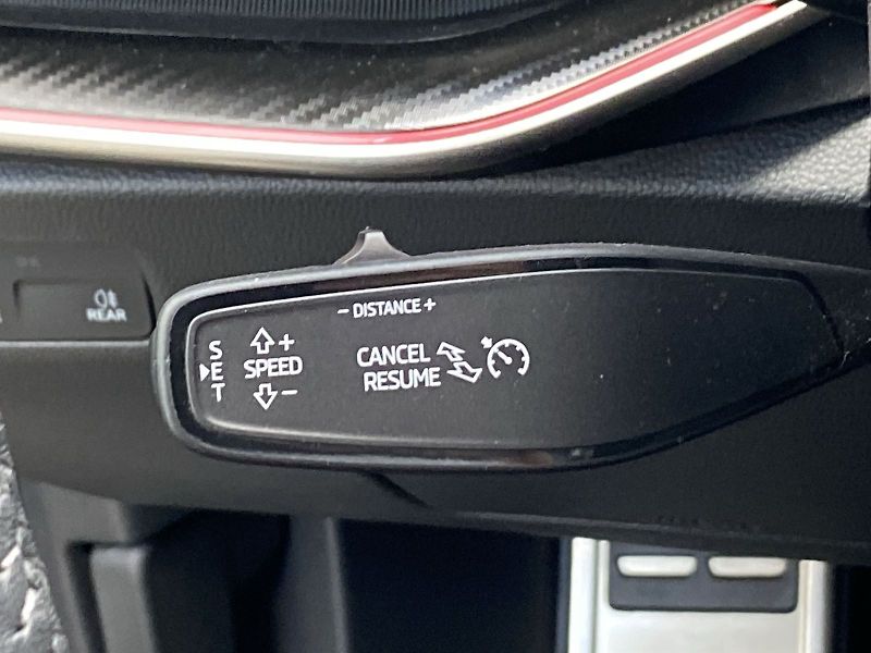 Škoda Superb (2025) Combi iV 1.5 TSI DSG SportLine - fotka 24 z 40