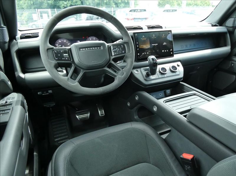 Land Rover Defender 5,0 P525 Carpath.EDT,1Maj,DPH - fotka 11 z 47