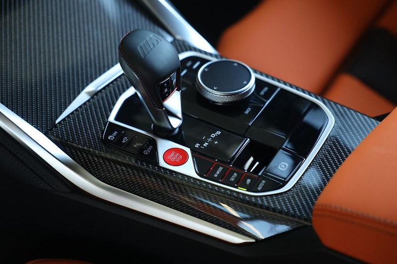 BMW M3 Competition M xDrive Touring - fotka 12 z 19