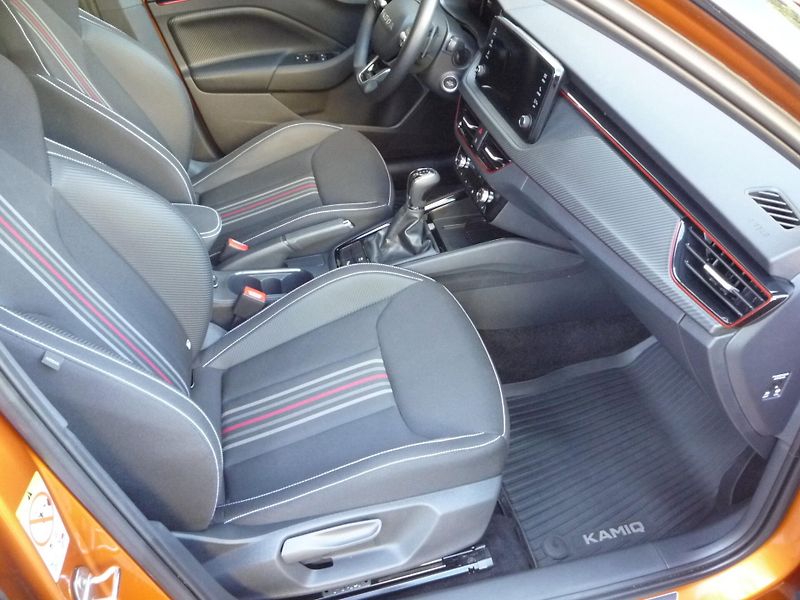 Škoda Kamiq (2025) 1,5TSi 110kW DSG MONTE CARLO - fotka 19 z 25