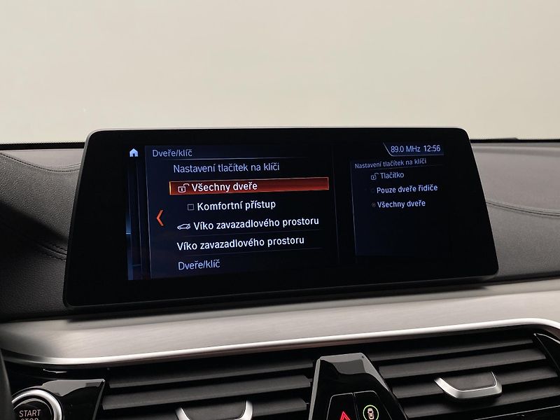 BMW Řada 6 640i GT Luxury Line REZERVACE - fotka 49 z 71