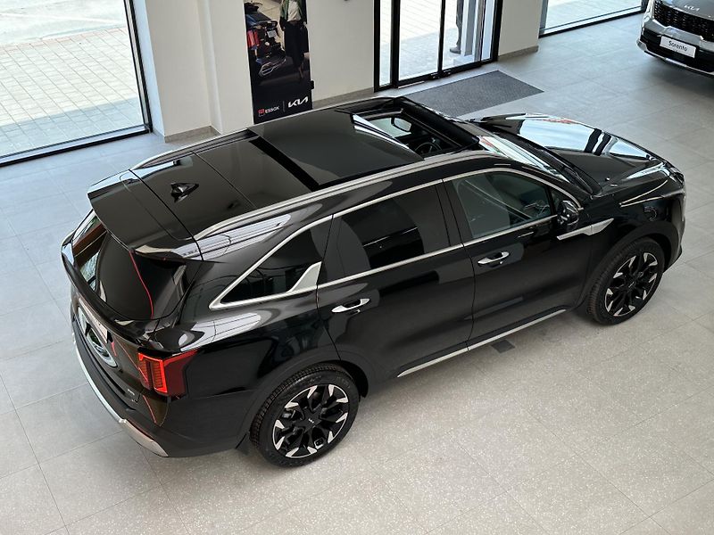 Kia Sorento 2,2 CRDi 4x4 8DCT TOP  - fotka 29 z 31