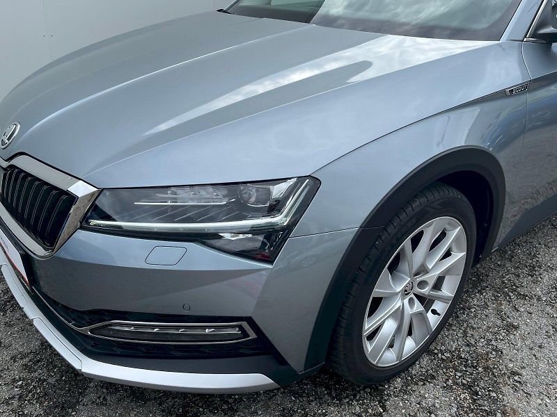 Škoda Superb (2019) 2.0 TDI 140kW Scout Combi 4x4 - fotka 8 z 29